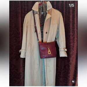 Vintage Etienne Agner trenchcoat ￼